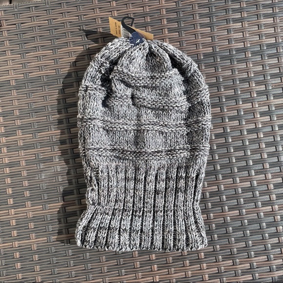Long beanie - Picture 2 of 4